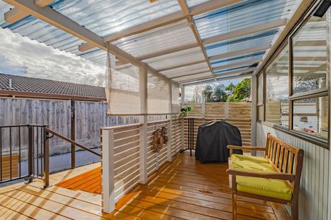 Photo of property in 2/21 Rapallo Place, Farm Cove, Auckland, 2012