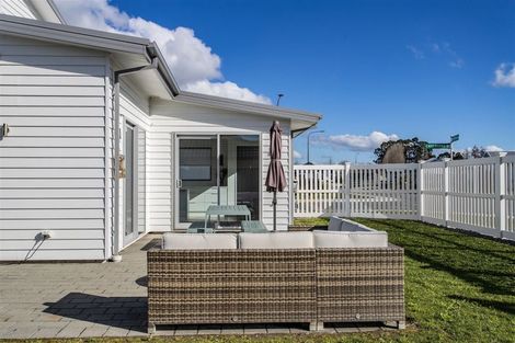 Photo of property in 50 Welsford Street, Woodend, 7610