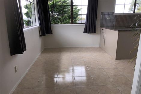 Photo of property in 9 Denarius Lane, Glendene, Auckland, 0602