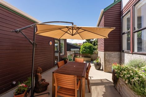 Photo of property in 1 Kinnel Grove, Papakowhai, Porirua, 5024