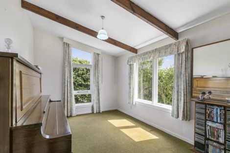 Photo of property in 51 Cypress Drive, Maungaraki, Lower Hutt, 5010