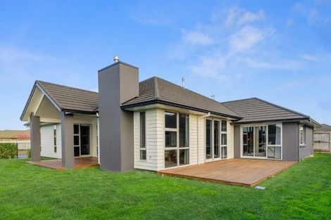 Photo of property in 13 Bentley Rise, Flagstaff, Hamilton, 3210