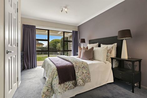 Photo of property in 11 Antilla Place, Half Moon Bay, Auckland, 2012