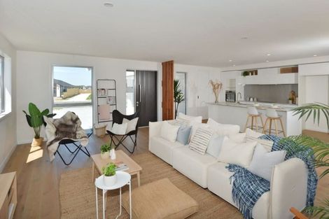 Photo of property in 70 Stace Hopper Drive, One Tree Point, 0118