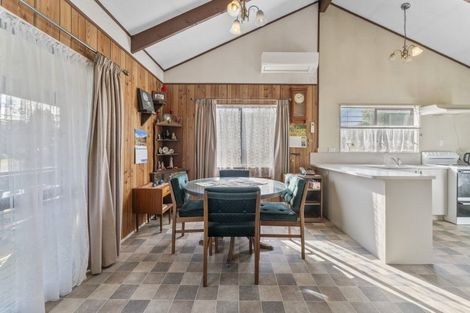 Photo of property in 16 Rotokawa Street, Taupo, 3330