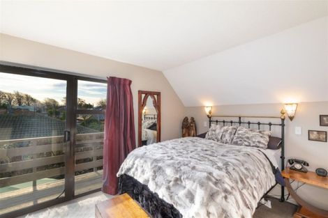 Photo of property in 2/23 Blair Avenue, Papanui, Christchurch, 8053