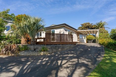 Photo of property in 16 Callender Terrace, Paraparaumu Beach, Paraparaumu, 5032