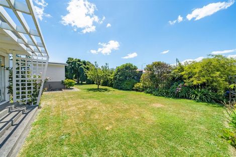 Photo of property in 67 Whites Line East, Waiwhetu, Lower Hutt, 5010