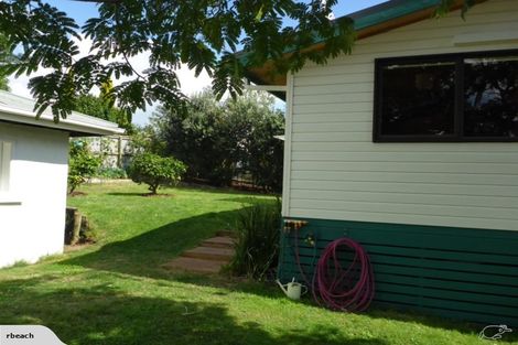 Photo of property in 15 Storey Avenue, Forest Lake, Hamilton, 3200