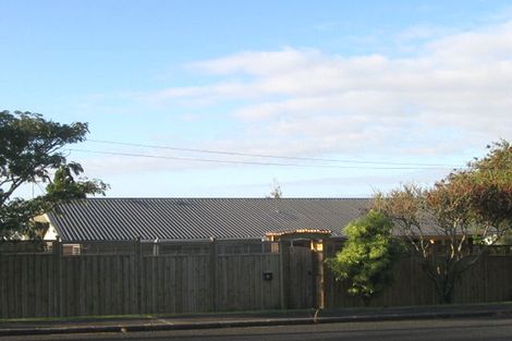 Photo of property in 89 Coronation Road, Hillcrest, Auckland, 0627