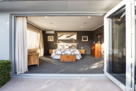 Photo of property in 9 The Esplanade, Huntington, Hamilton, 3210