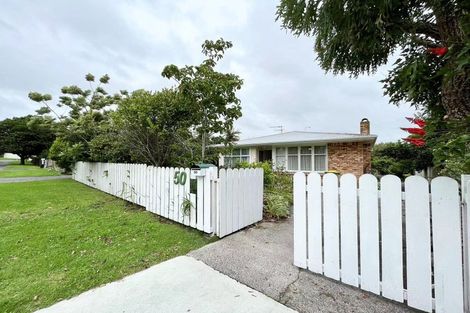 Photo of property in 2 Mirabell Place, Golflands, Auckland, 2013