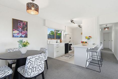 Photo of property in 1 Pleasant Road, Glen Eden, Auckland, 0602