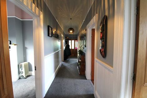 Photo of property in 22 Lawson Street, Roslyn, Dunedin, 9011