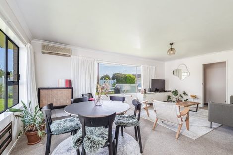 Photo of property in 8 Conrad Place, Leamington, Cambridge, 3432