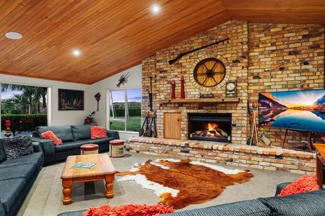 Photo of property in 632 Kara Road, Kokopu, Whangarei, 0179