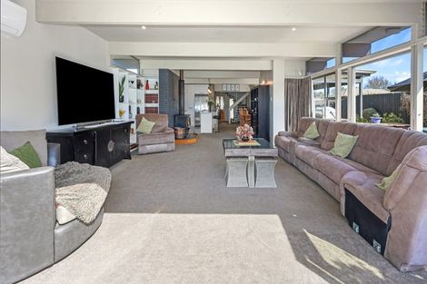 Photo of property in 48 Harrowdale Drive, Avonhead, Christchurch, 8042
