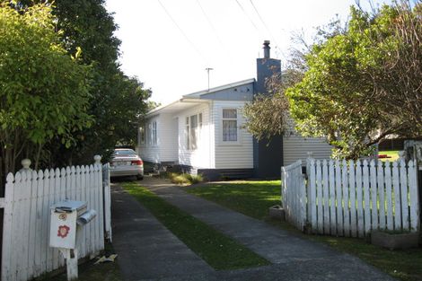 Photo of property in 5 Coniston Street, Wainuiomata, Lower Hutt, 5014