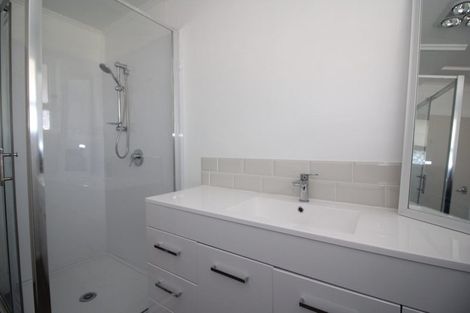 Photo of property in 19 Thompson Street, Tokoroa, 3420