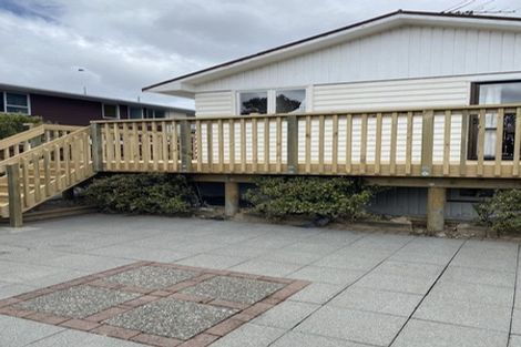 Photo of property in 62 Sunbrae Drive, Silverstream, Upper Hutt, 5019