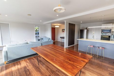 Photo of property in 21/27 Whites Line West, Woburn, Lower Hutt, 5010