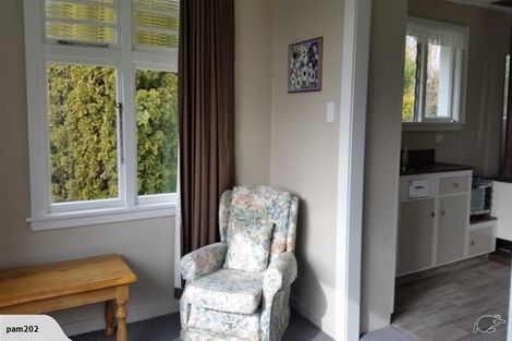 Photo of property in 8 Harewood Road, Oxford, 7430