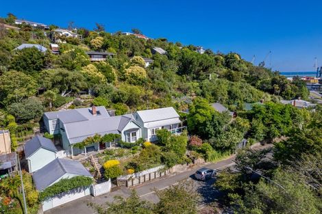 Photo of property in 16 Russell Street, Stepneyville, Nelson, 7010