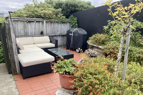 Photo of property in 21 Kabul Street, Khandallah, Wellington, 6035