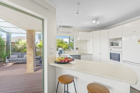 Photo of property in 23 Dan Tori Place, Orewa, 0931