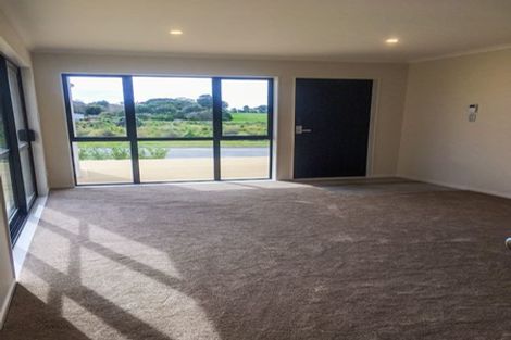 Photo of property in 16 Atalanta Way, Beachlands, Auckland, 2018