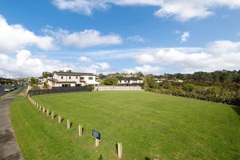 Photo of property in 42 Laurel Oak Drive, Schnapper Rock, Auckland, 0632