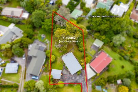 Photo of property in 17 Hilling Street, Titirangi, Auckland, 0604