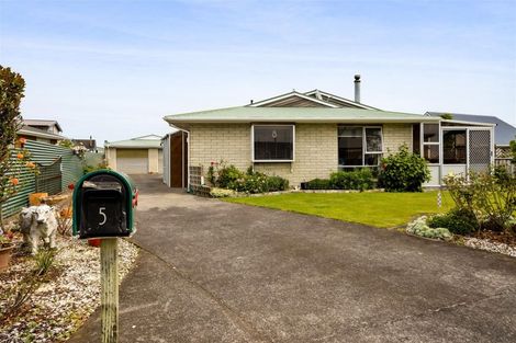 Photo of property in 5 Green Lane, Hawera, 4610