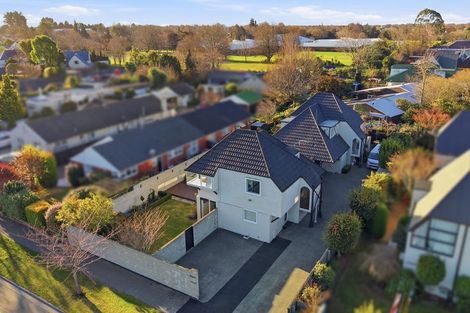 Photo of property in 76a Memorial Avenue, Ilam, Christchurch, 8053