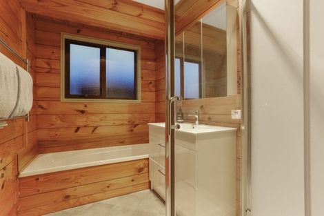 Photo of property in 31 Crampton Court, Orewa, 0931