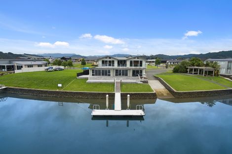 Photo of property in 7 Leeward Drive, Whitianga, 3510