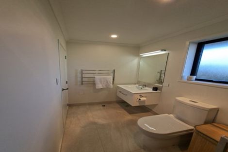 Photo of property in 8 Routeburn Lane, Karaka, Papakura, 2124