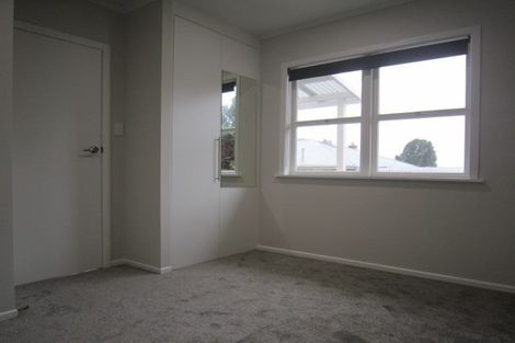 Photo of property in 1/402 Mount Albert Road, Mount Roskill, Auckland, 1041