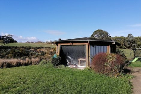 Photo of property in 131 Foster Road, Kumeu, 0891
