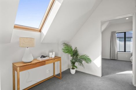 Photo of property in 3/48 Mcfaddens Road, St Albans, Christchurch, 8052