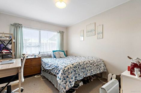 Photo of property in 1/178 Beach Haven Road, Beach Haven, Auckland, 0626