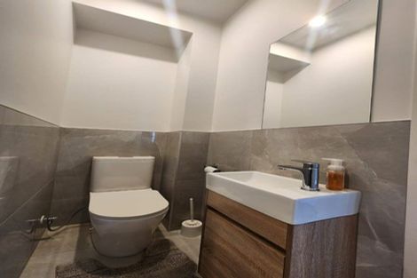 Photo of property in 1/15 Old Wairoa Road, Papakura, 2110