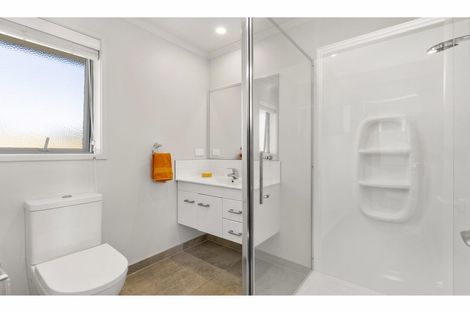 Photo of property in 4 Plescher Crescent, Leamington, Cambridge, 3432