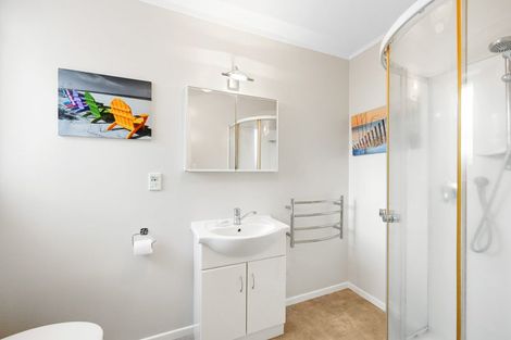 Photo of property in 47 Rutherford Street, Chedworth, Hamilton, 3210