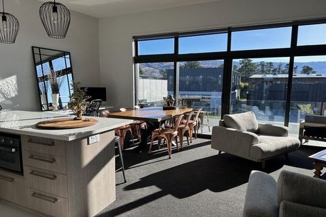 Photo of property in 7 Silverstone Drive, Cromwell, 9384