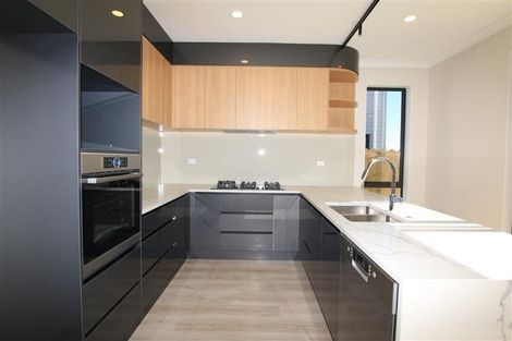 Photo of property in 22 Riroriro Road, Hobsonville, Auckland, 0616