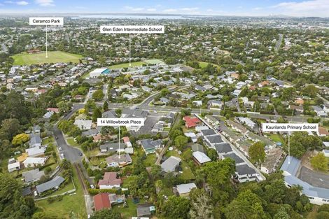 Photo of property in 14 Willowbrook Place, Titirangi, Auckland, 0604