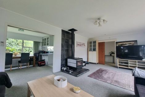 Photo of property in 19 Cascades Road, Pakuranga Heights, Auckland, 2010