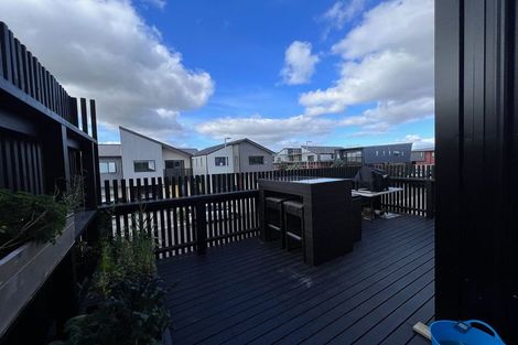Photo of property in 7 Desalt Drive, Hobsonville, Auckland, 0616