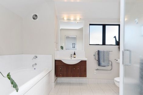 Photo of property in 64b Kings Avenue, Matua, Tauranga, 3110